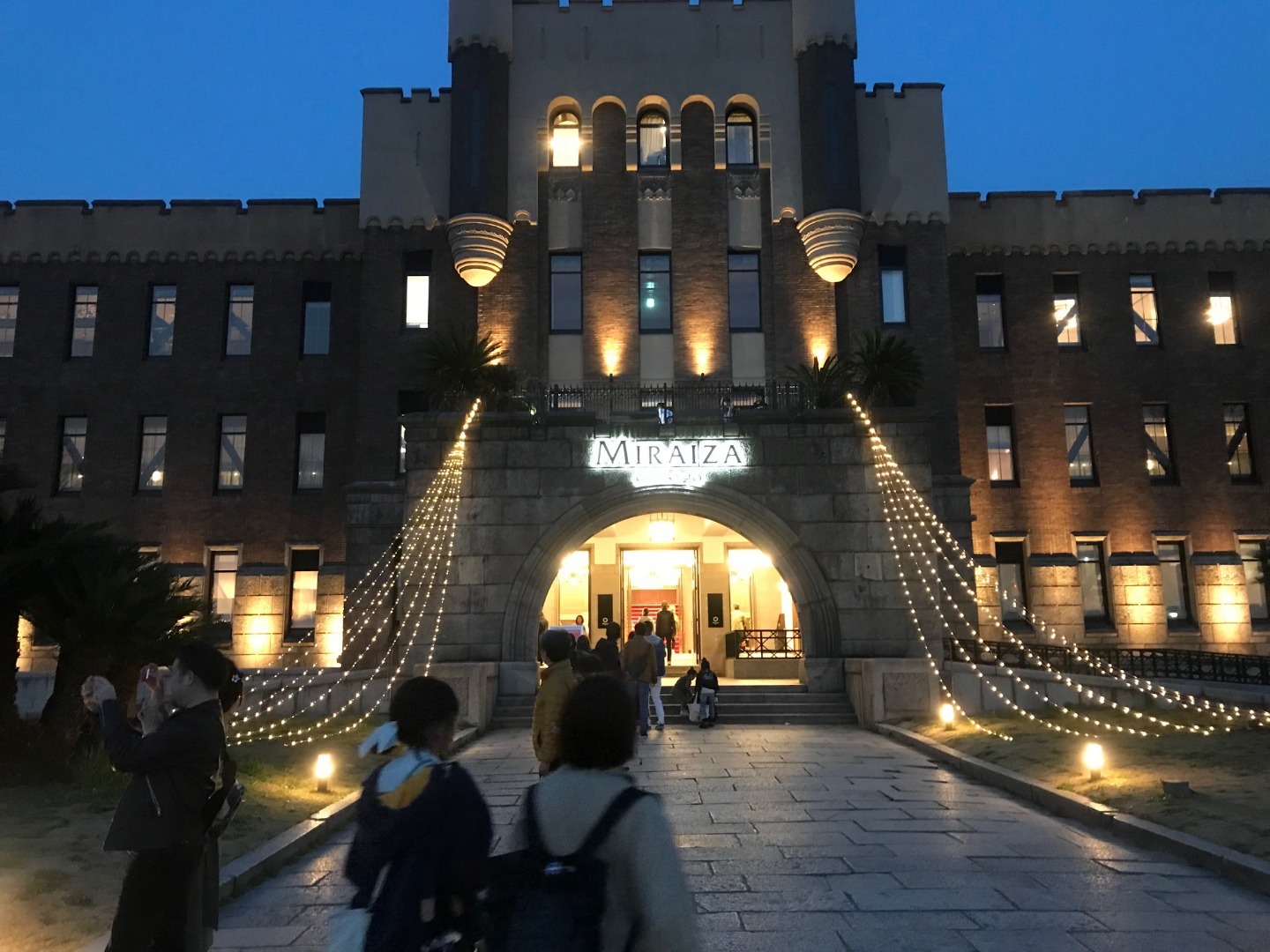 2018年3月28日